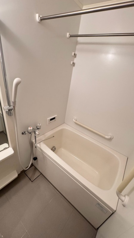 バス・シャワールーム　※別部屋参考写真