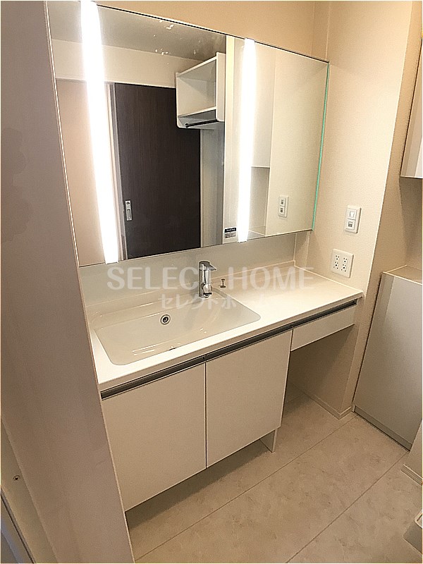 洗面設備　同型タイプ