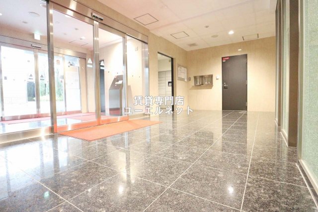 エントランス　綺麗なエントランス