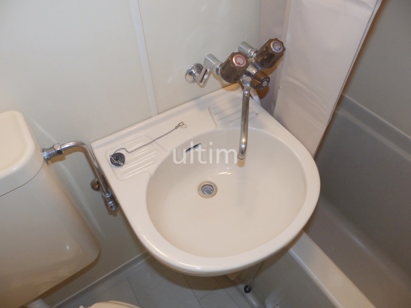 洗面設備　別室の画像です、ご参考までに