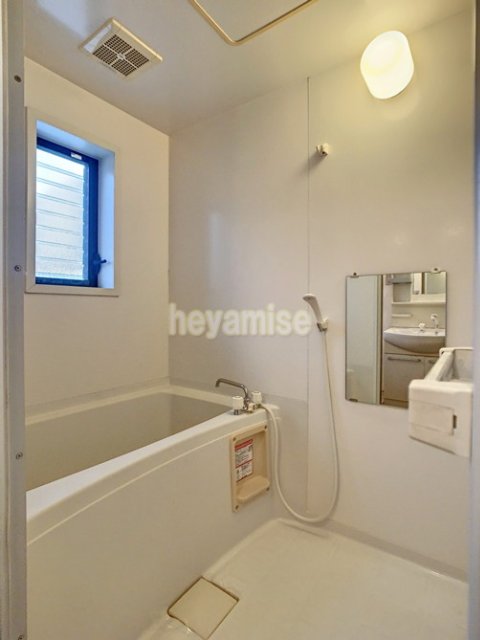 バス・シャワールーム　写真は別号室