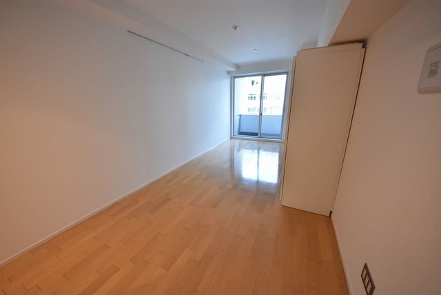 居室・リビング　お問合せは(株)タウンハウジング東京へ