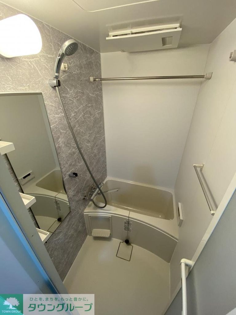 バス・シャワールーム　バス