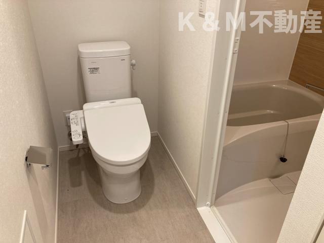 トイレ　清潔感のあるトイレです