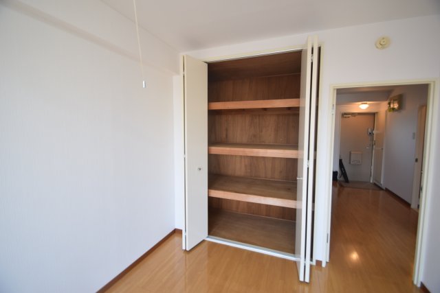 収納　洋室収納　収納各部屋あり