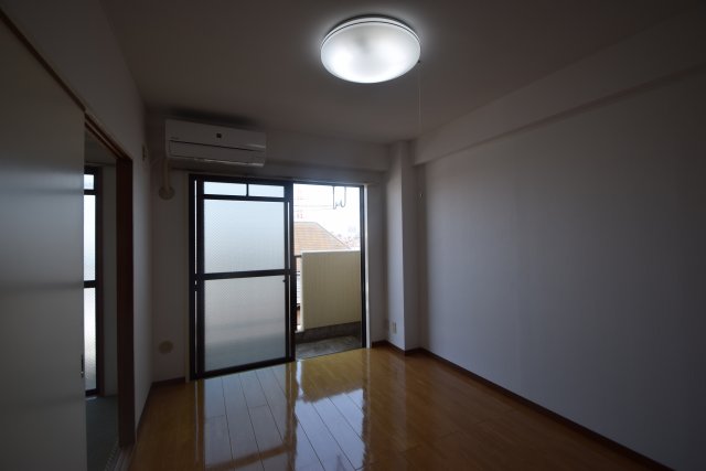 その他設備　エアコン付