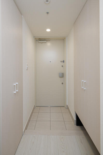 玄関　※写真は同タイプ住戸です。