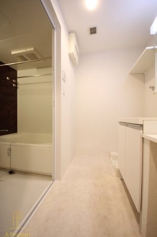 洗面設備　ラクラス長堀橋