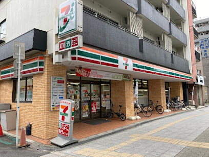 コンビニ　セブン－イレブン大阪南市岡３丁目店（コンビニ）まで421m