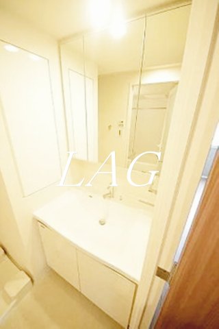 洗面設備　洗面台です。