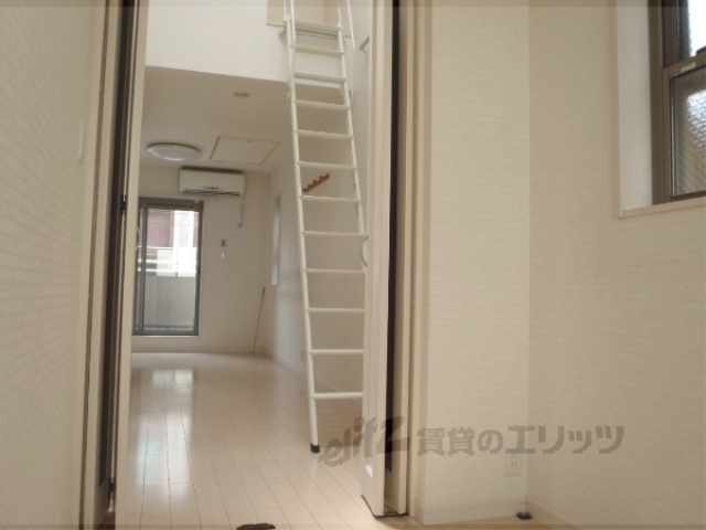 居室・リビング　洋室