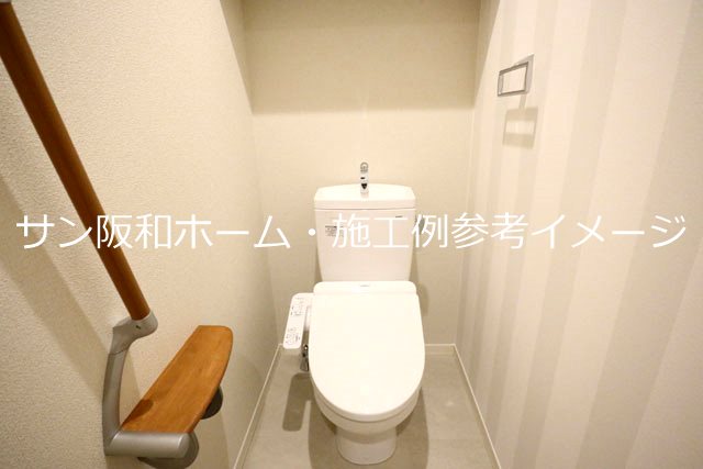 トイレ　同仕様。施工例参考イメージ。