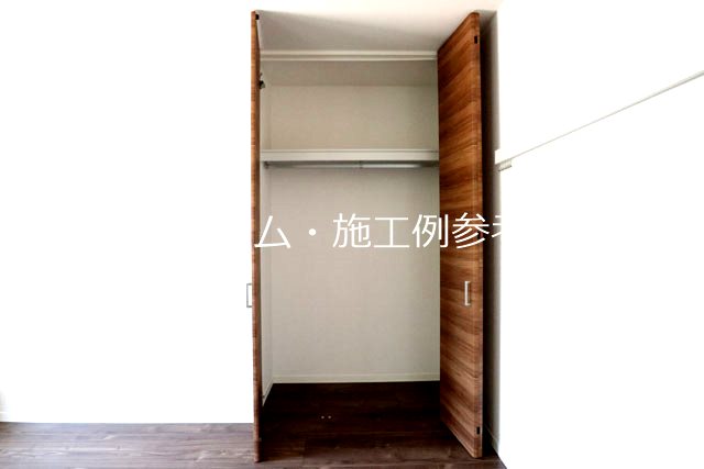収納　同仕様。施工例参考イメージ。