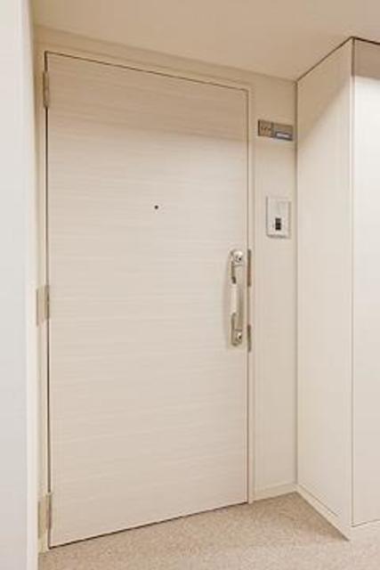 玄関　※写真は同タイプ住戸です。