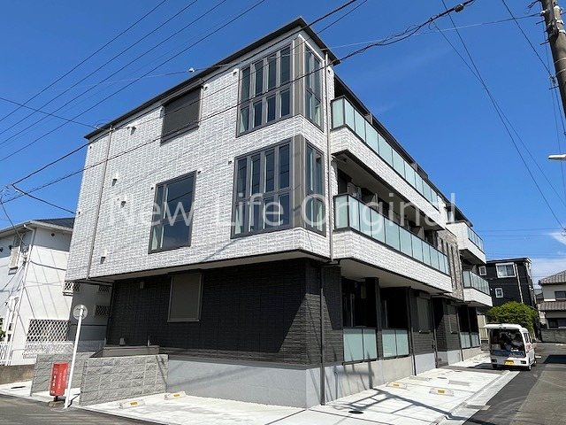 建物外観　積水ハウスの賃貸住宅シャーメゾンです♪