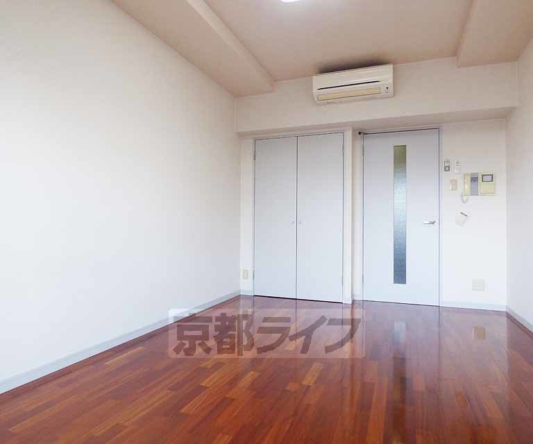 居室・リビング　開放感のあるお部屋。