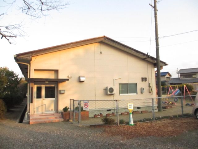 幼稚園・保育園　飯野幼稚園（幼稚園・保育園）まで410m
