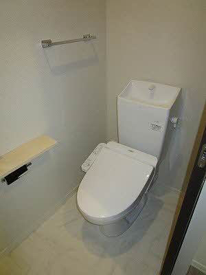 トイレ　シンプルで使いやすいトイレです
