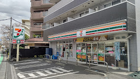 コンビニ　セブンイレブン 世田谷給田中央店（コンビニ）まで221m