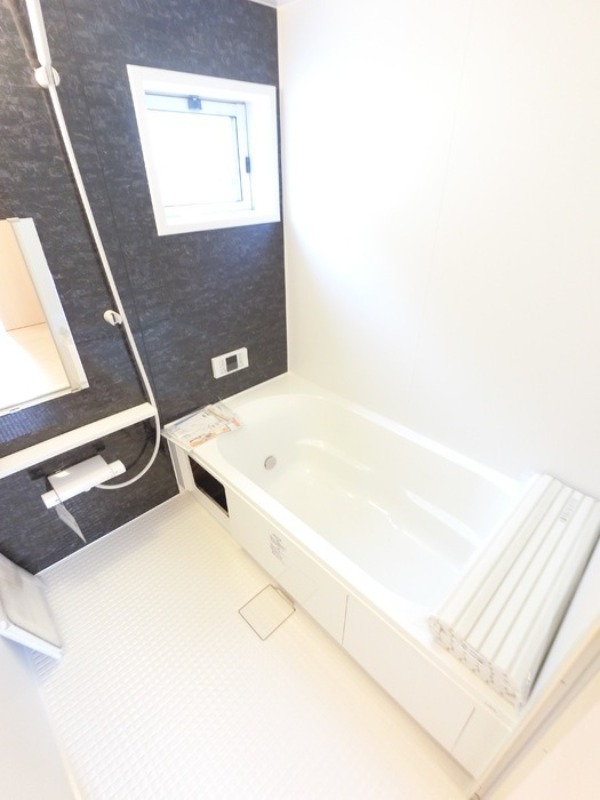 バス・シャワールーム　図面と現状に相違がある場合には現状を優先