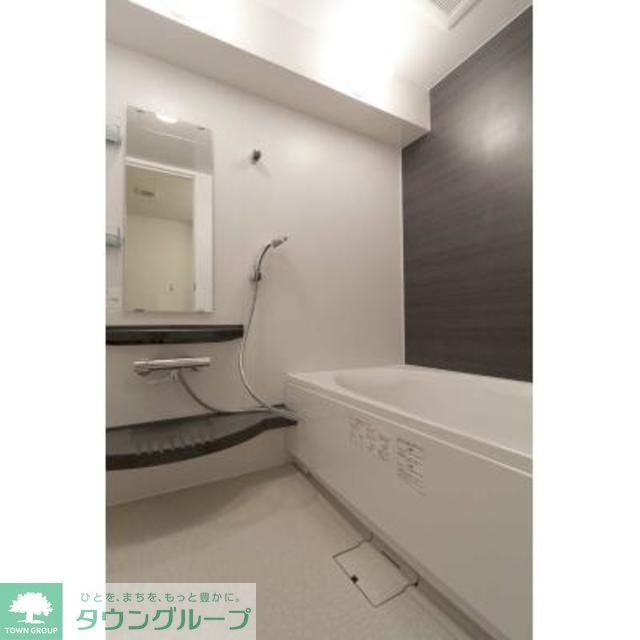 バス・シャワールーム　※写真は同タイプ住戸です。