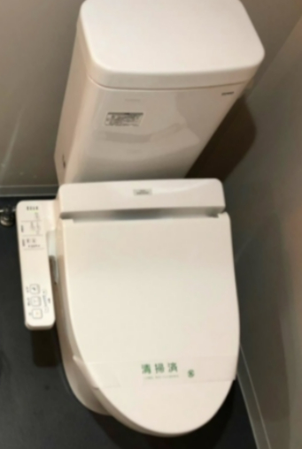 トイレ　シンプルなトイレ！