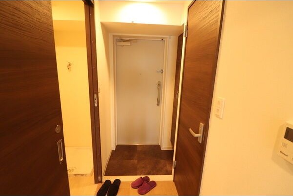 玄関　落ち着いた玄関です