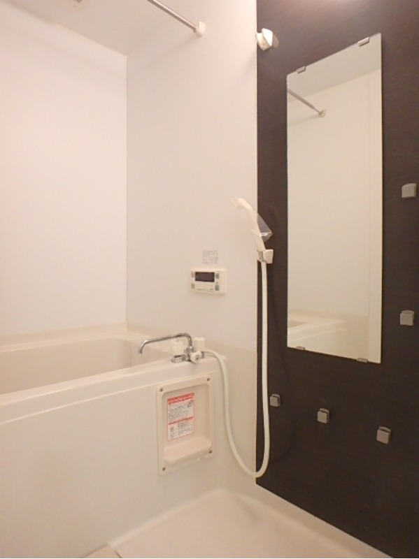 バス・シャワールーム　図面と現状に相違がある場合には現状を優先