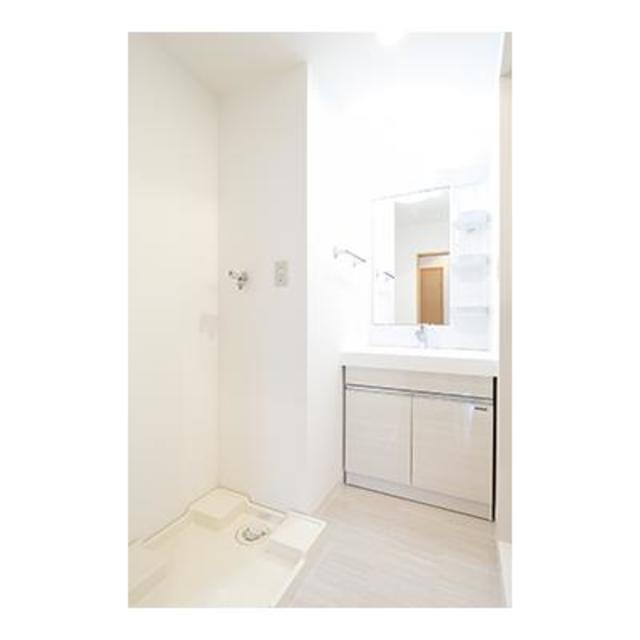 洗面設備　※写真は同タイプ住戸です。