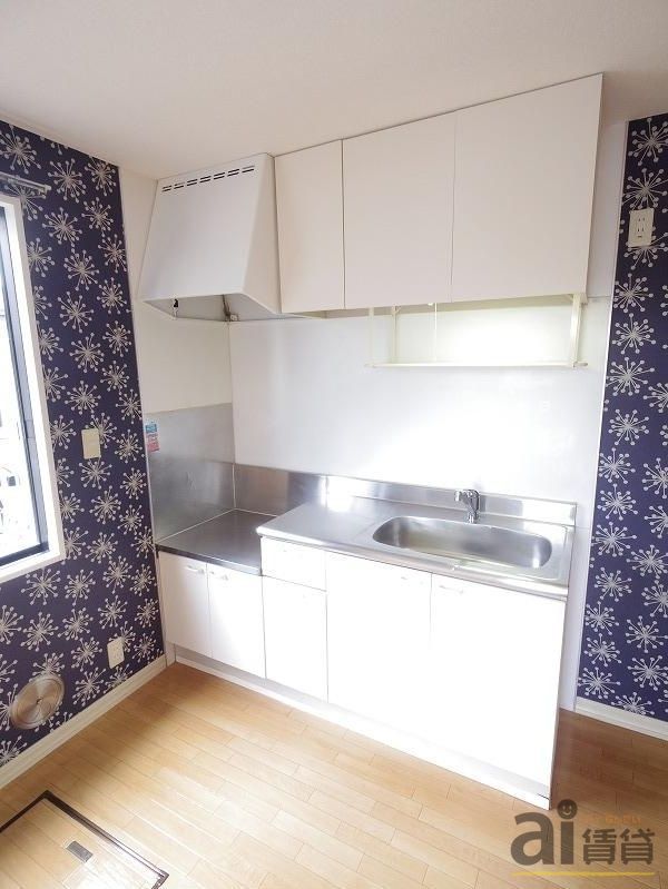 キッチン　玄関