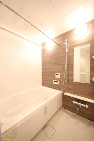 バス・シャワールーム　OPUS RESIDENCE SHINSAIBASHISOU