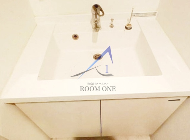 洗面設備　洗面台です。