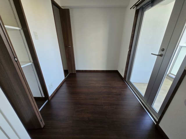 その他部屋・スペース　サンプル画像　建具、床色異なることがあります。