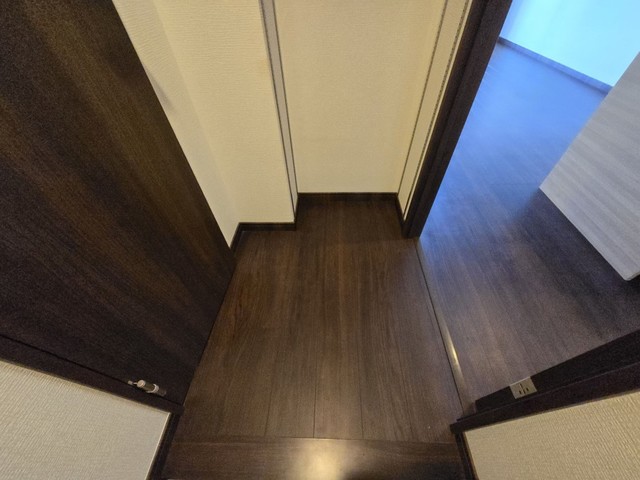 その他部屋・スペース　サンプル画像　建具、床色異なることがあります。