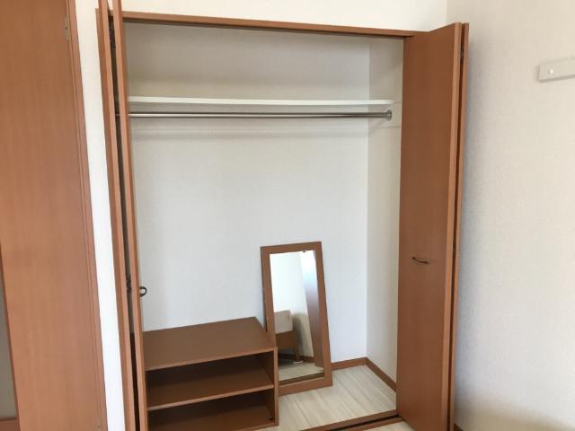 収納　クローゼット