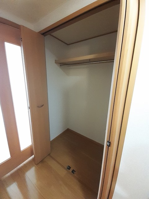 収納　図面と現状に相違がある場合には現状を優先