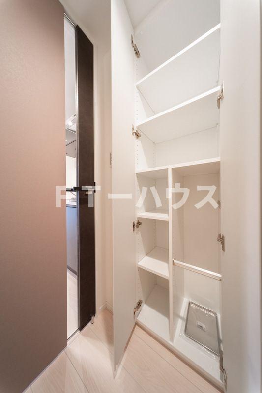 収納