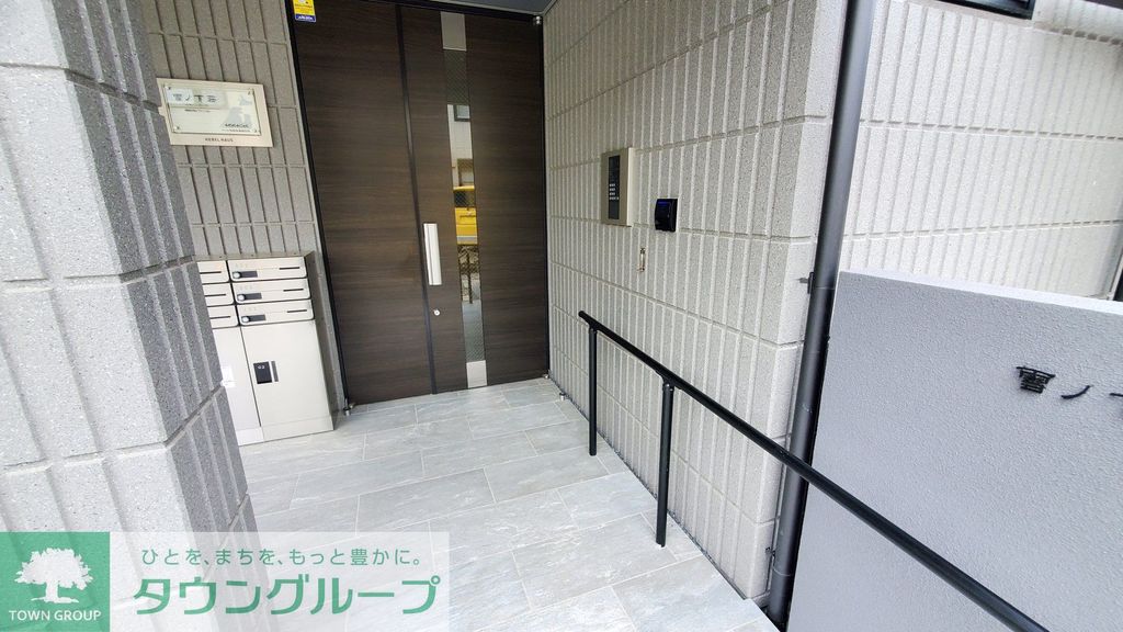 エントランス　★★安心のオートロック付き★★