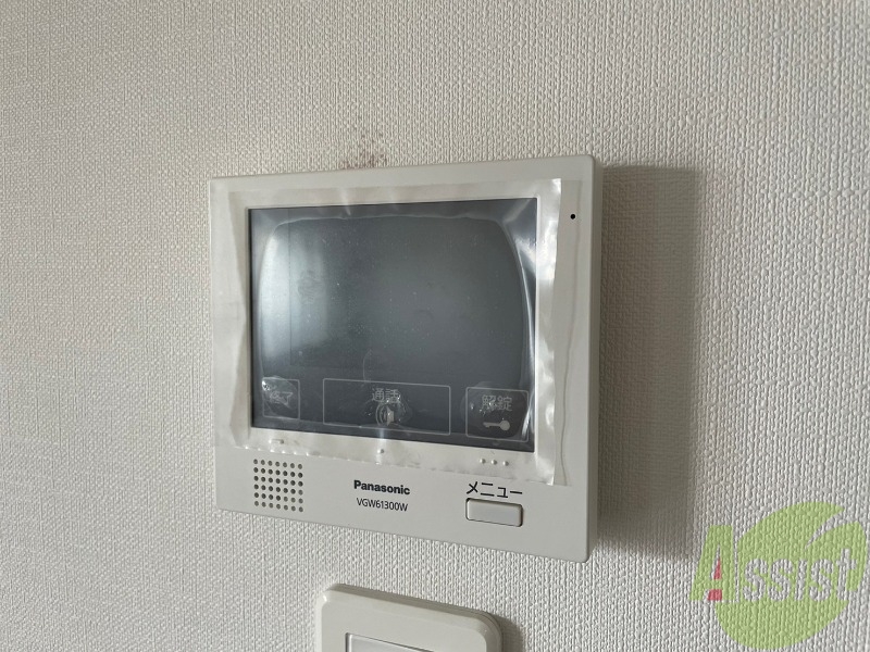 セキュリティ　ＴＶモニター付インターホンです。来客者の顔が見えるので安心！