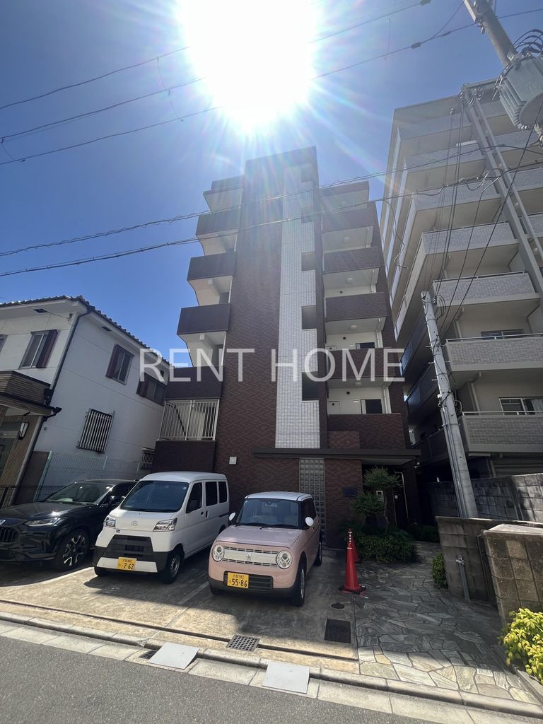建物外観　鉄筋コンクリート造のしっかりとしたマンションです。