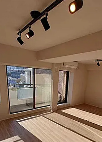 居室・リビング　別タイプ部屋　参考写真です