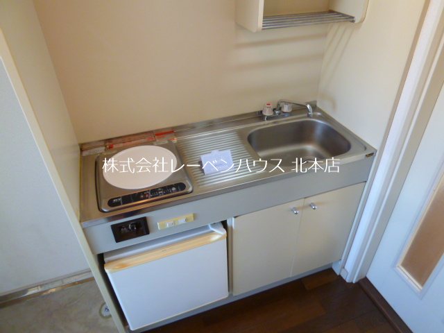 キッチン　同物件別部屋参考写真