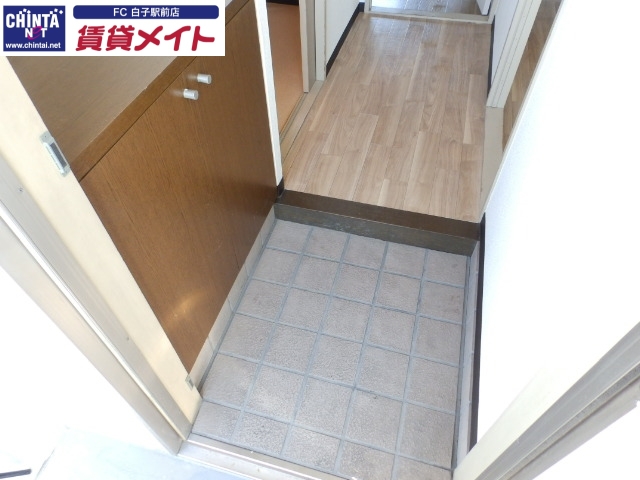 玄関　同型参考写真