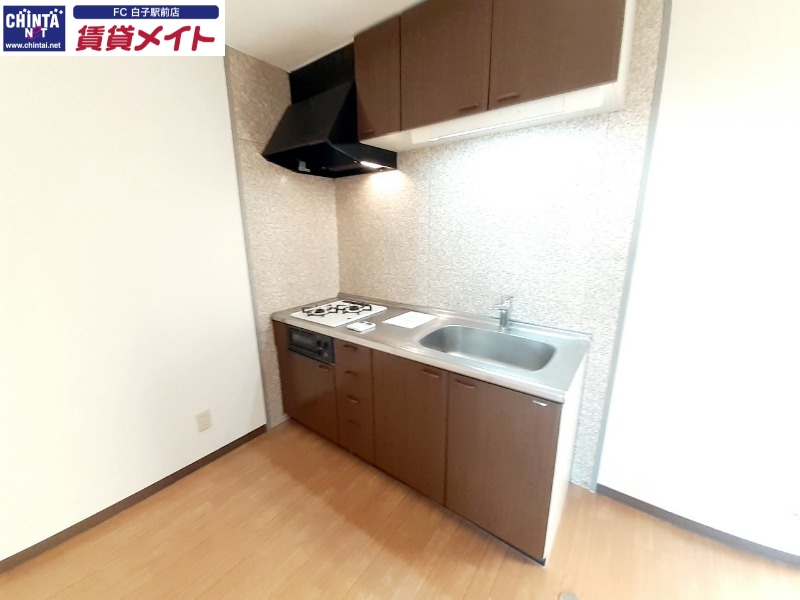 キッチン　同型参考写真