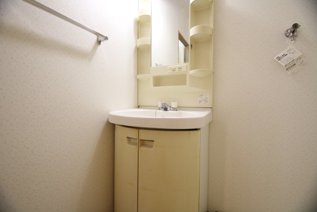 洗面設備　※別室の参考写真の為、現況優先です。