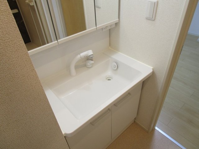 洗面設備　同物件別部屋のお写真です※現況優先