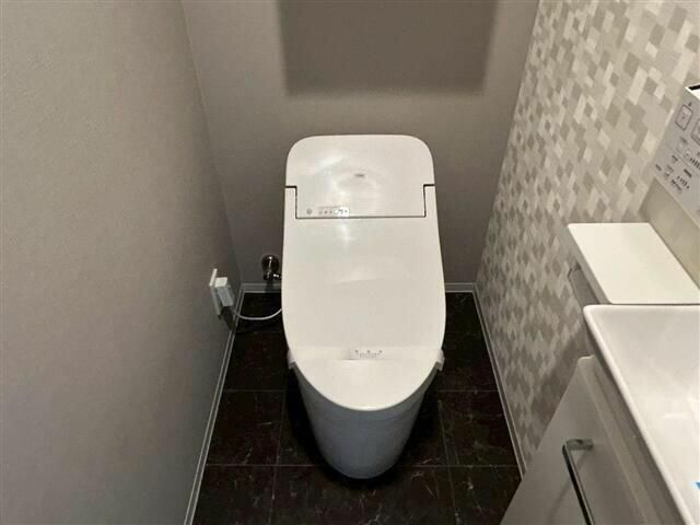 トイレ　落ち着いたトイレです