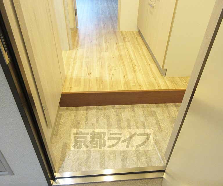 玄関　広めの玄関です。