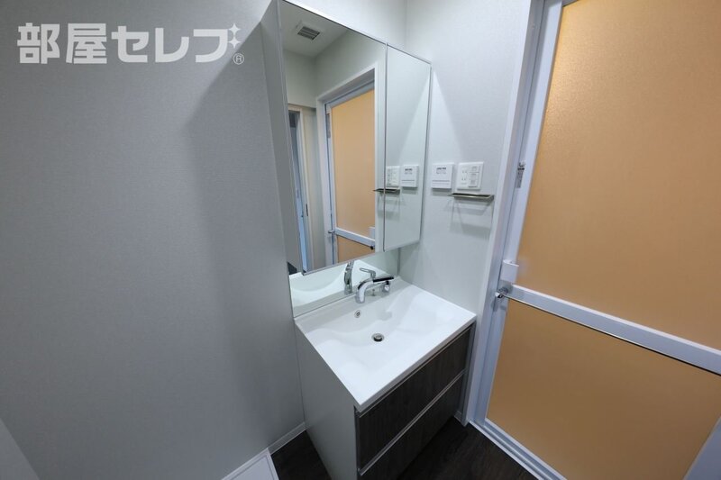 洗面設備　８１０号室写真