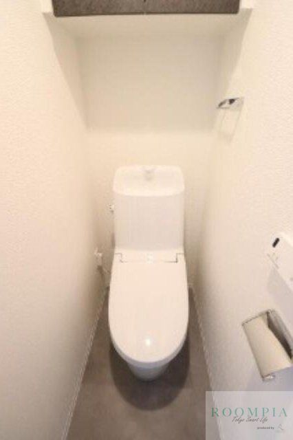 トイレ　※同タイプの別のお部屋です。